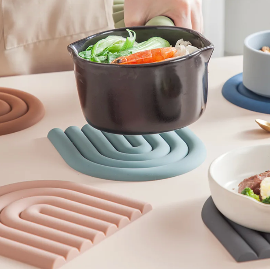 Holders For Kitchen Heat