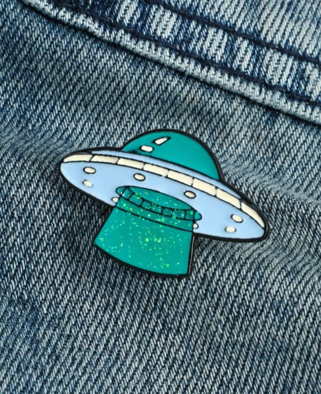 "Spaceship" Pin Duo Set